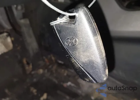 2013 Hyundai Santa Fe Limited z USA, uszkodzony, nr VIN KM8SRDHF6DU002568